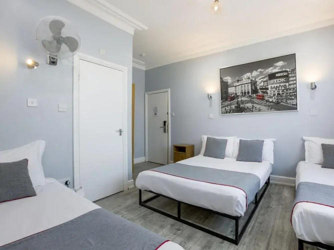 Oyo Sino Hotel