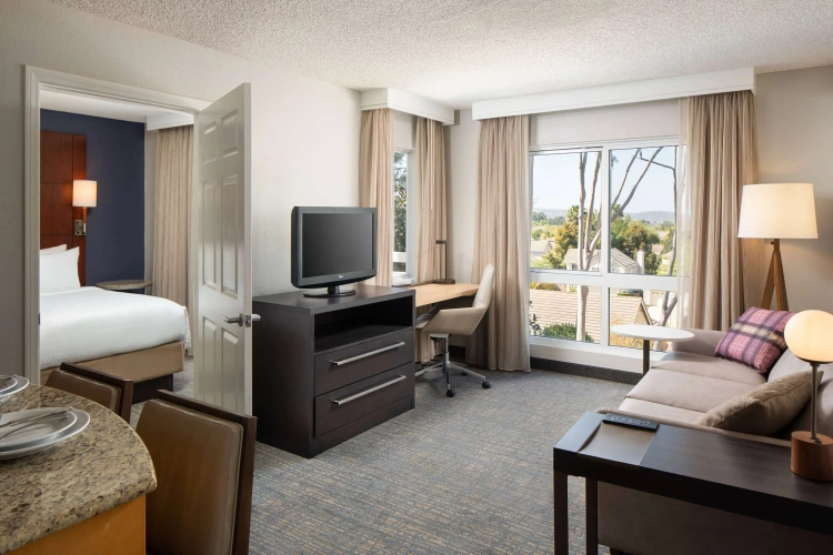 1 Bedroom Executive Double Suite