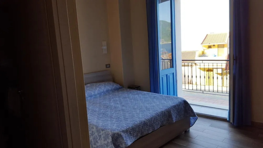 Sea Side Rooms