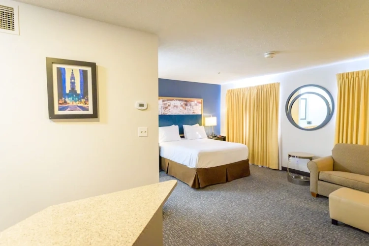 Deluxe Double Suite