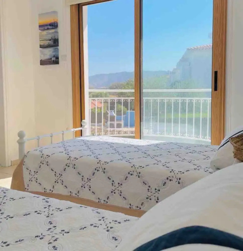 Spacious Luxury Private Sea View Villa