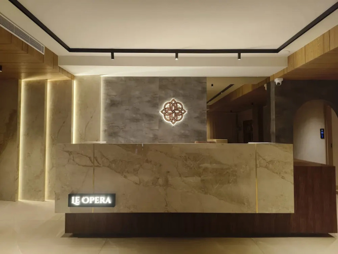 Le Opera
