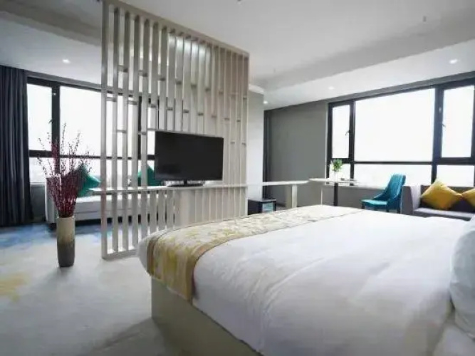 Bali Hotel Maoming