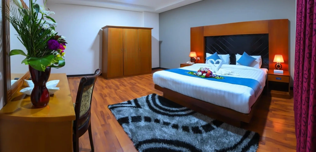 2 Bedrooms Apartment