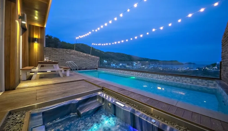 Twin Family Villa