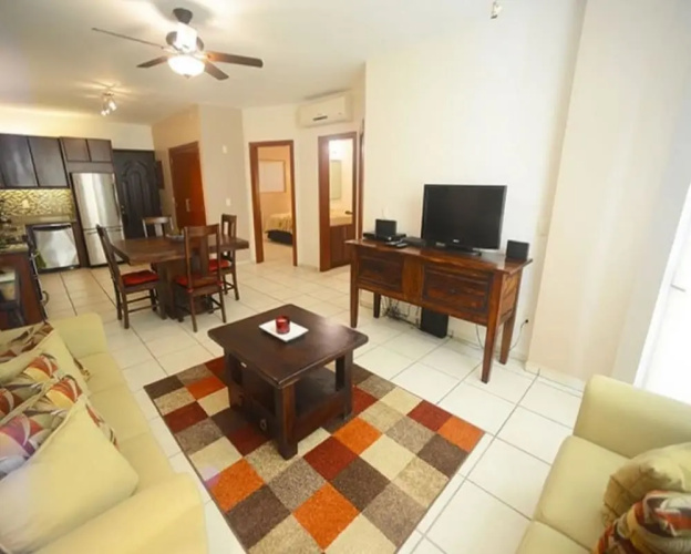 Condo Michel by Villas HK28