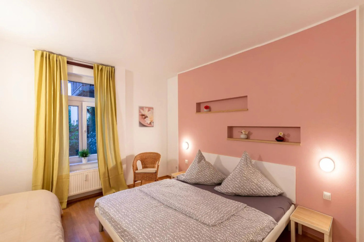Apartment 1, Rothenburger Straße