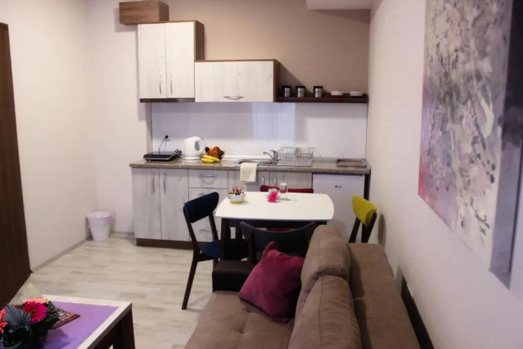 Boulevard Apartments