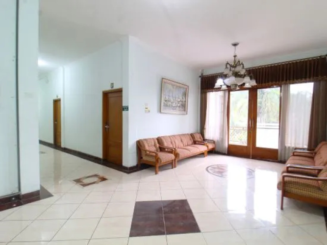Tripletree Sinergi Hotel Tretes