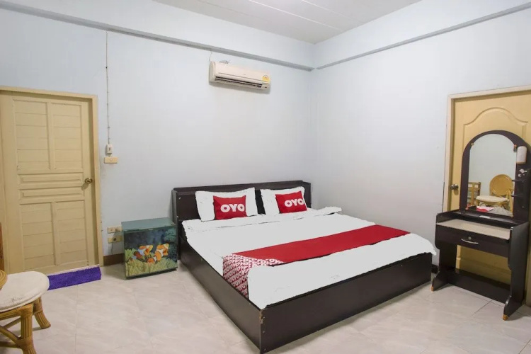OYO 75357 Thipsiri Home