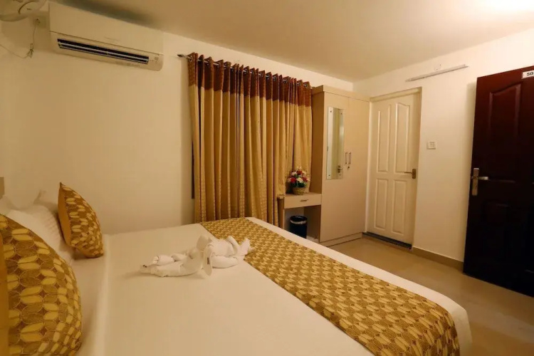 Swarna Residency