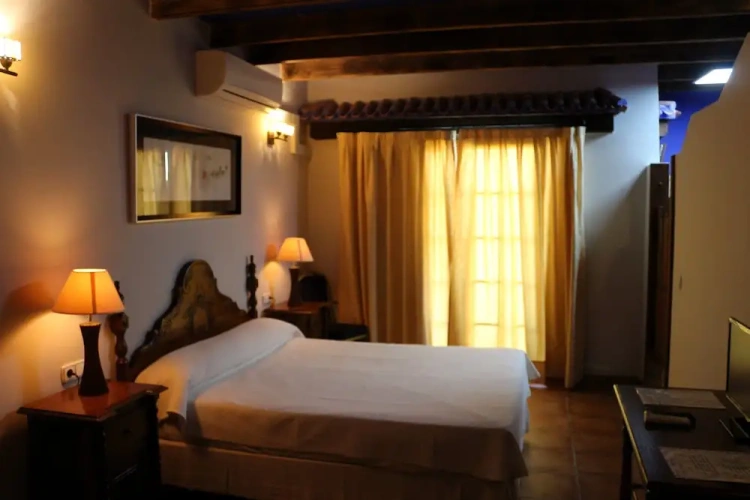 Standard Double room with mountain view