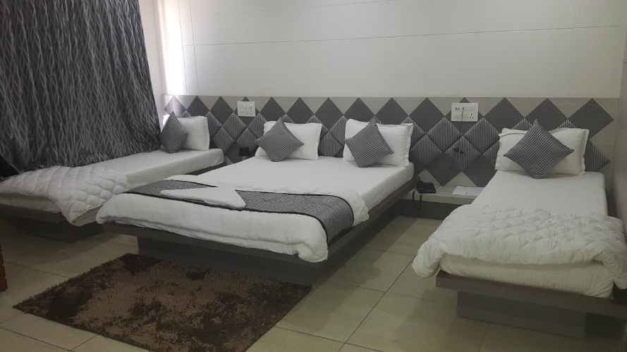 Standard Family room