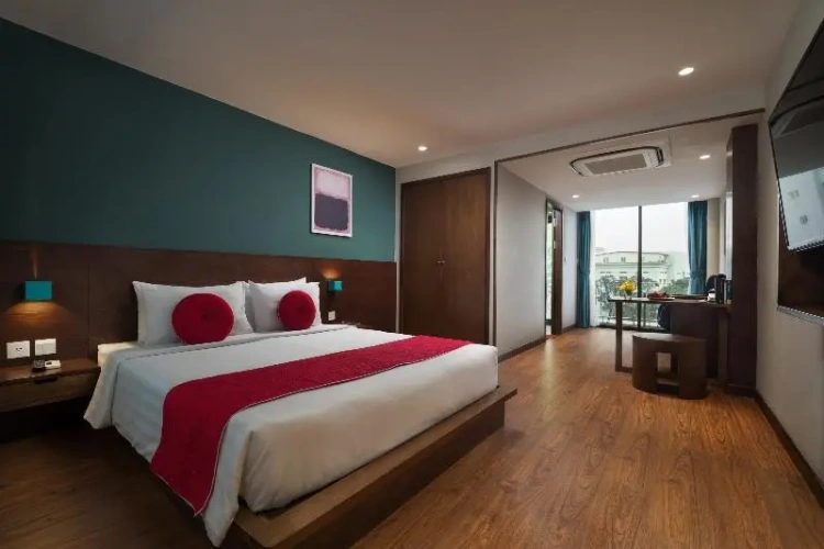 Standard room with balcony