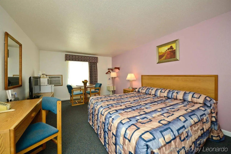 Executive Inn
