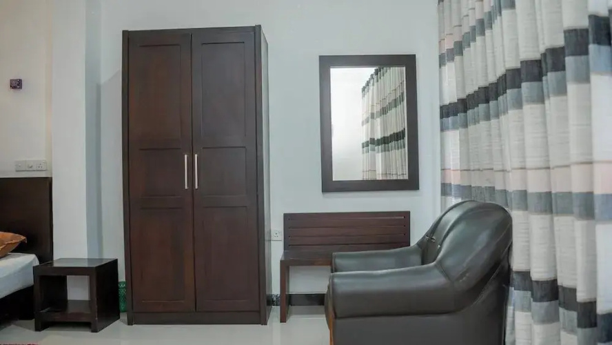 Yash Rest Inn