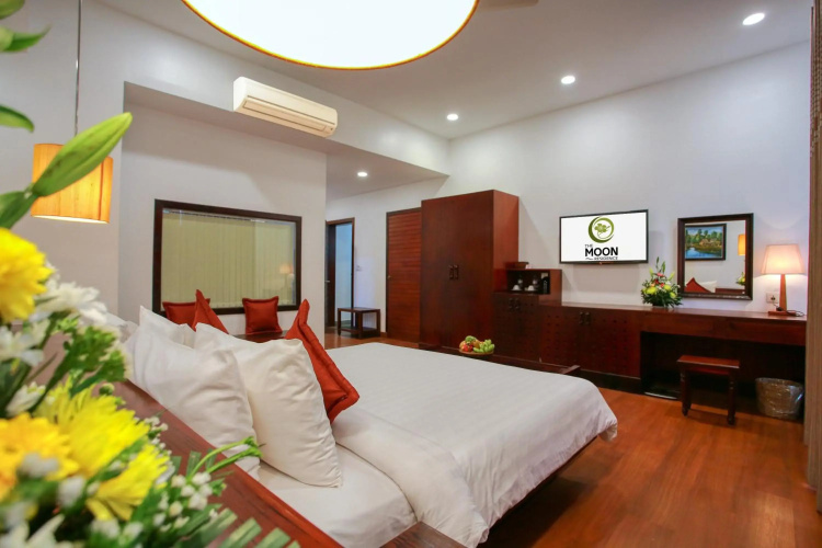 The Moon Residence & Spa