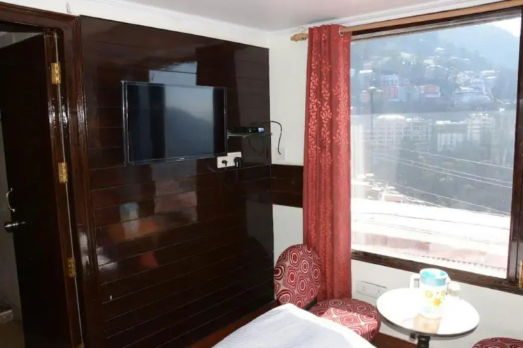 Hotel Basant