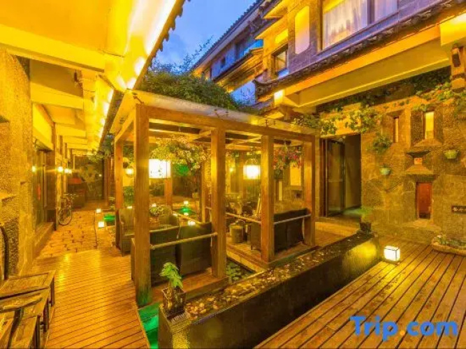 Share Year Hotel