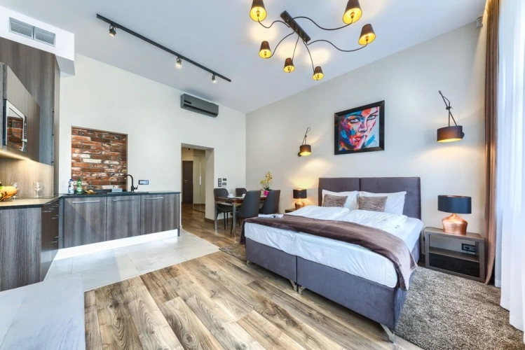 Deluxe Double Studio with city view