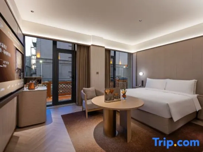 Standard Double room with courtyard view
