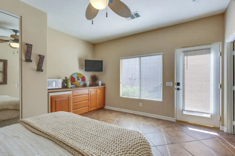 066097: La Quinta Home on Golf Course w/ Pool!