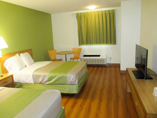Motel 6 Drums, PA