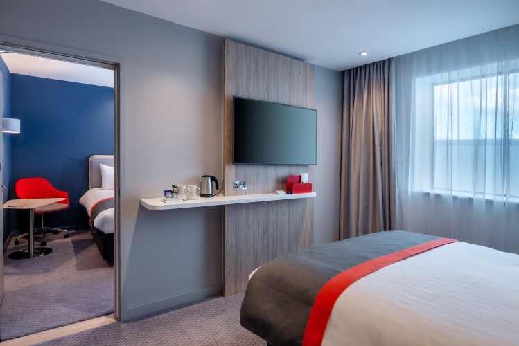 Holiday Inn Express London Heathrow T4 photo 7