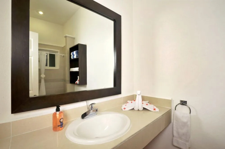 Las Palmas Condominio