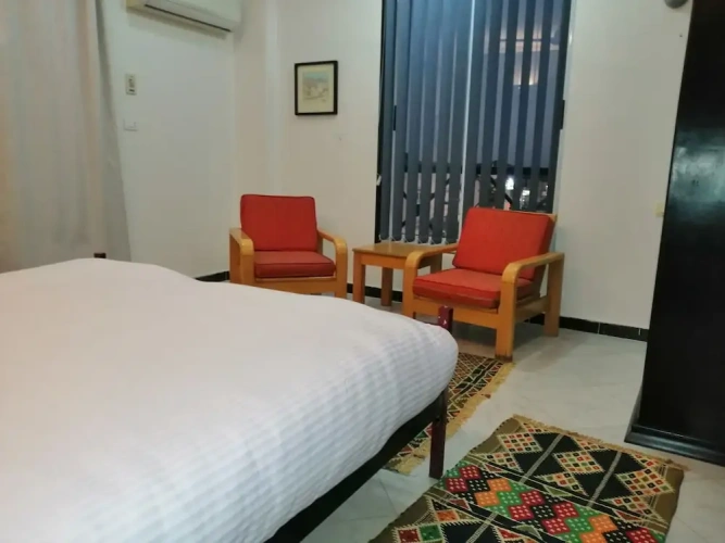 2 Bedrooms Apartment