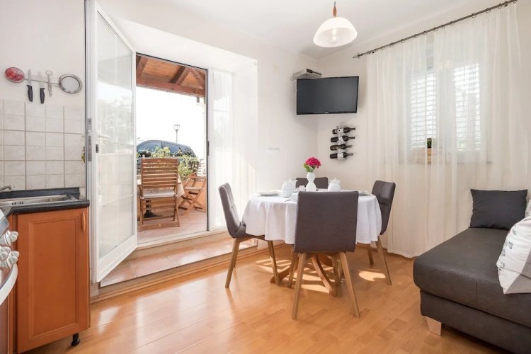 Apartments Lotea