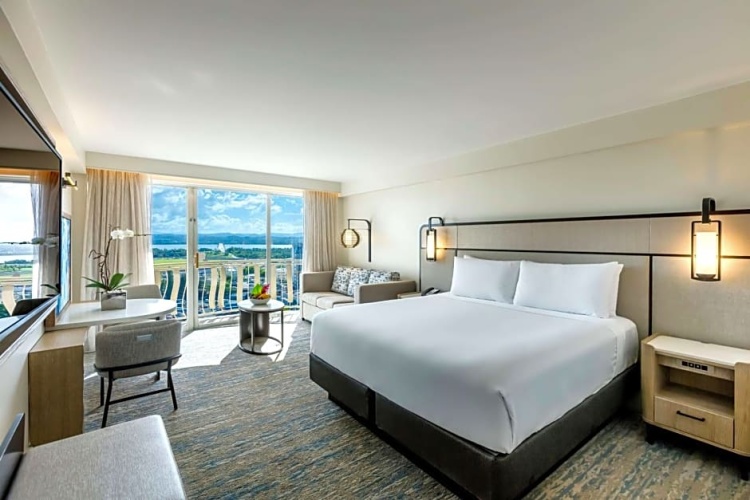 Deluxe Double room with city view