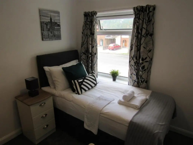 The Cambridge Suites -Tas Accommodations