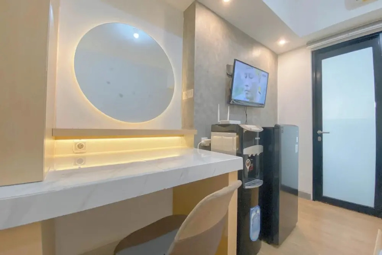 Warm Minimalist Studio Apartment The Alton