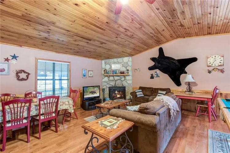 Willow Creek by Jackson Mountain Rentals