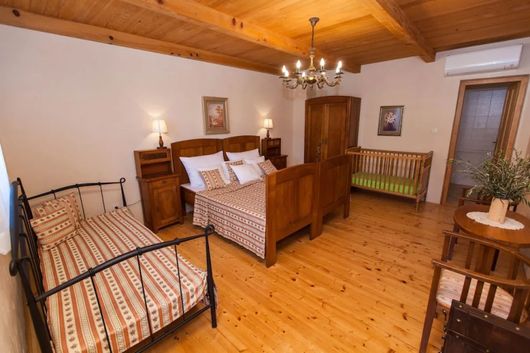 House Villa Vesna