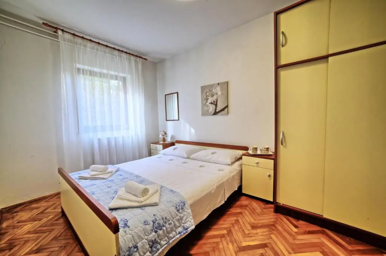 Apartments Mirella