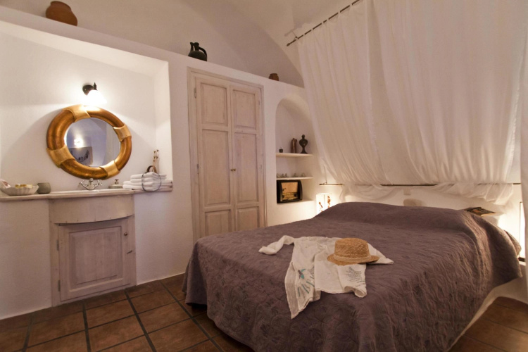 Afroessa Hotel by Caldera Houses