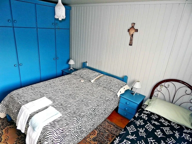 2 Bedrooms Cottage