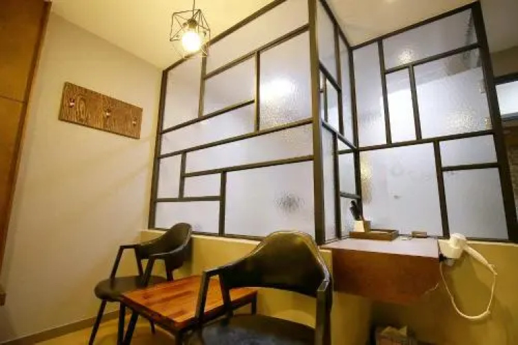 Hotel 7