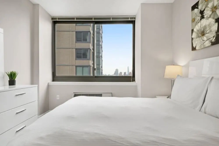 2 Bedrooms Luxury Apartment