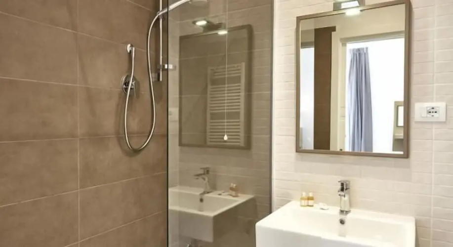 Raffaela's Suite & Rooms