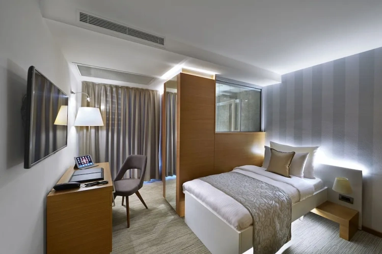 Economy Single room with city view