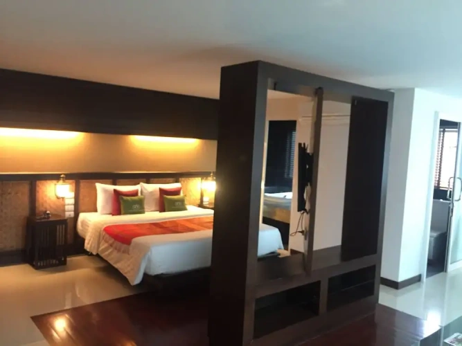 Suite with balcony