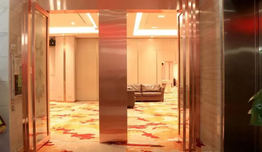 Qian Hai Holiday Hotel