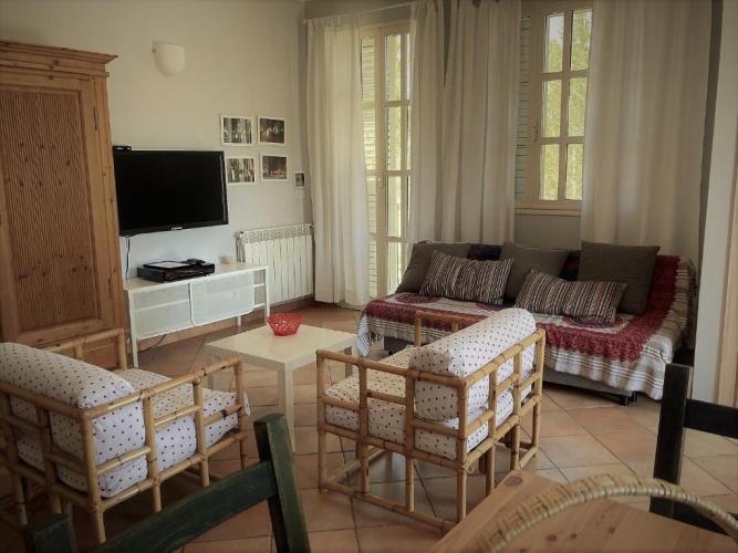 1 Bedroom Apartment with balcony