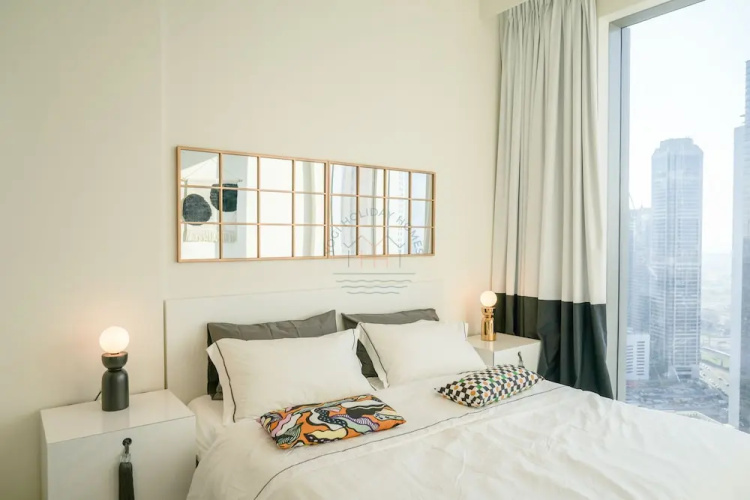 YOGI - Fabulous 2BR Apt Downtown