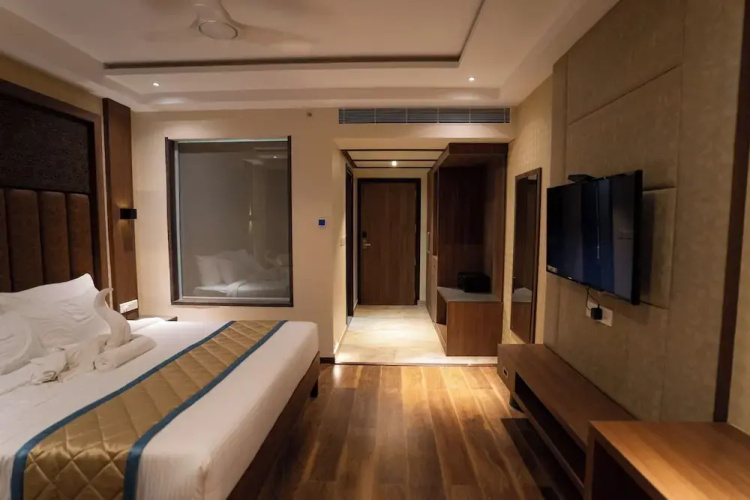 Hotel Supriya International Sirsi