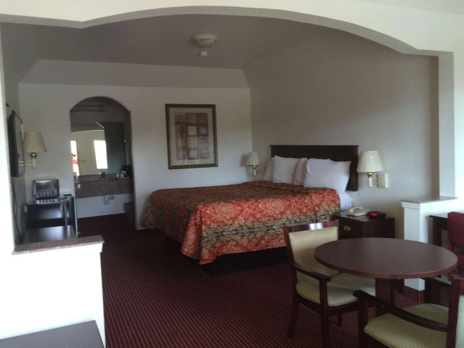 Executive Inn & Suites Schulenburg