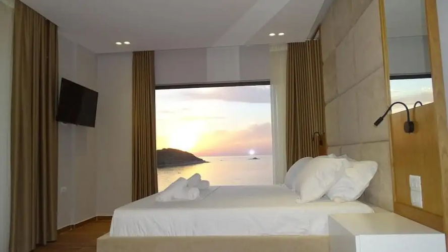 King Hotel Ksamil